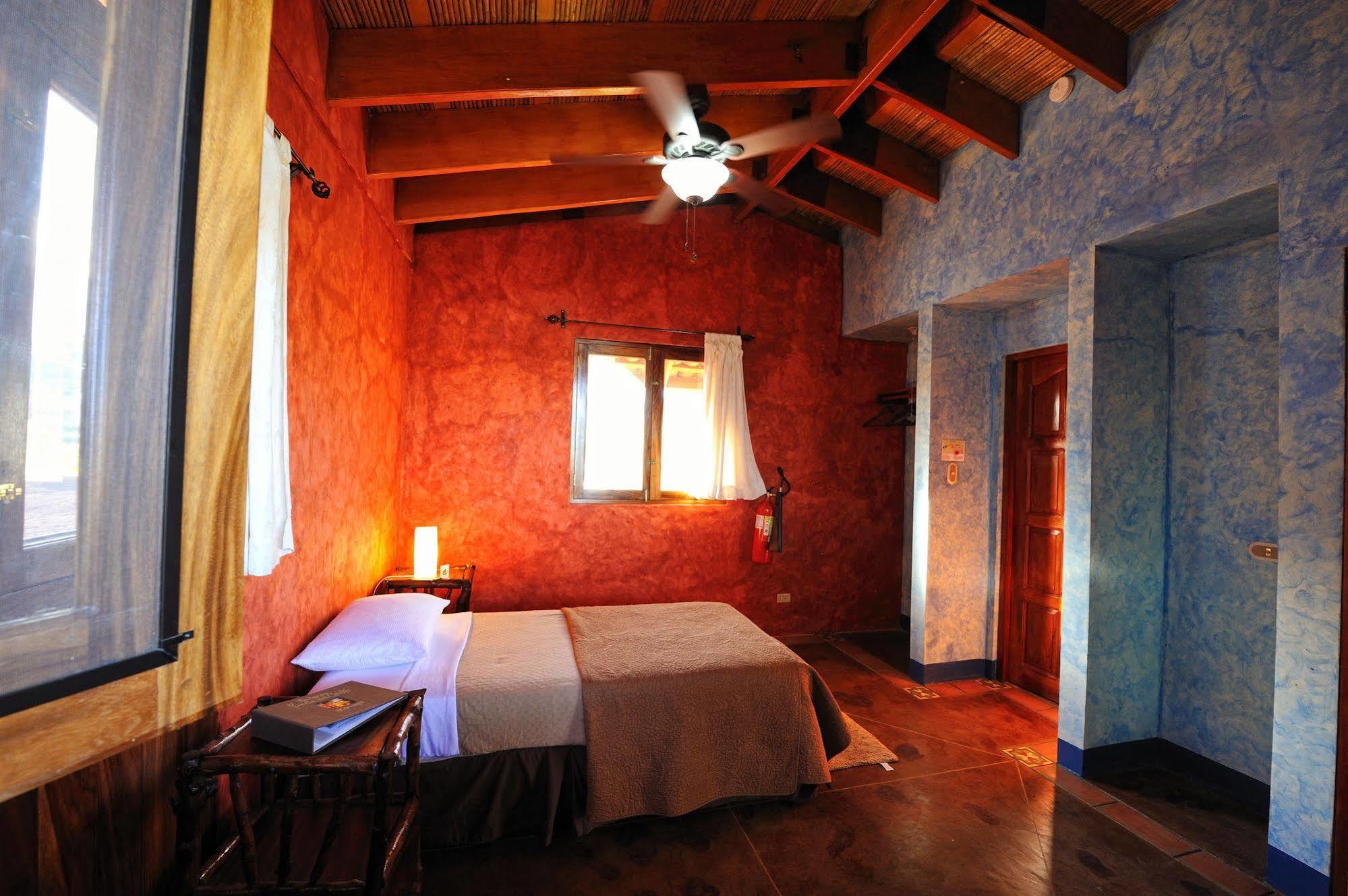 Lodge Hacienda Puerta Del Cielo Eco & *